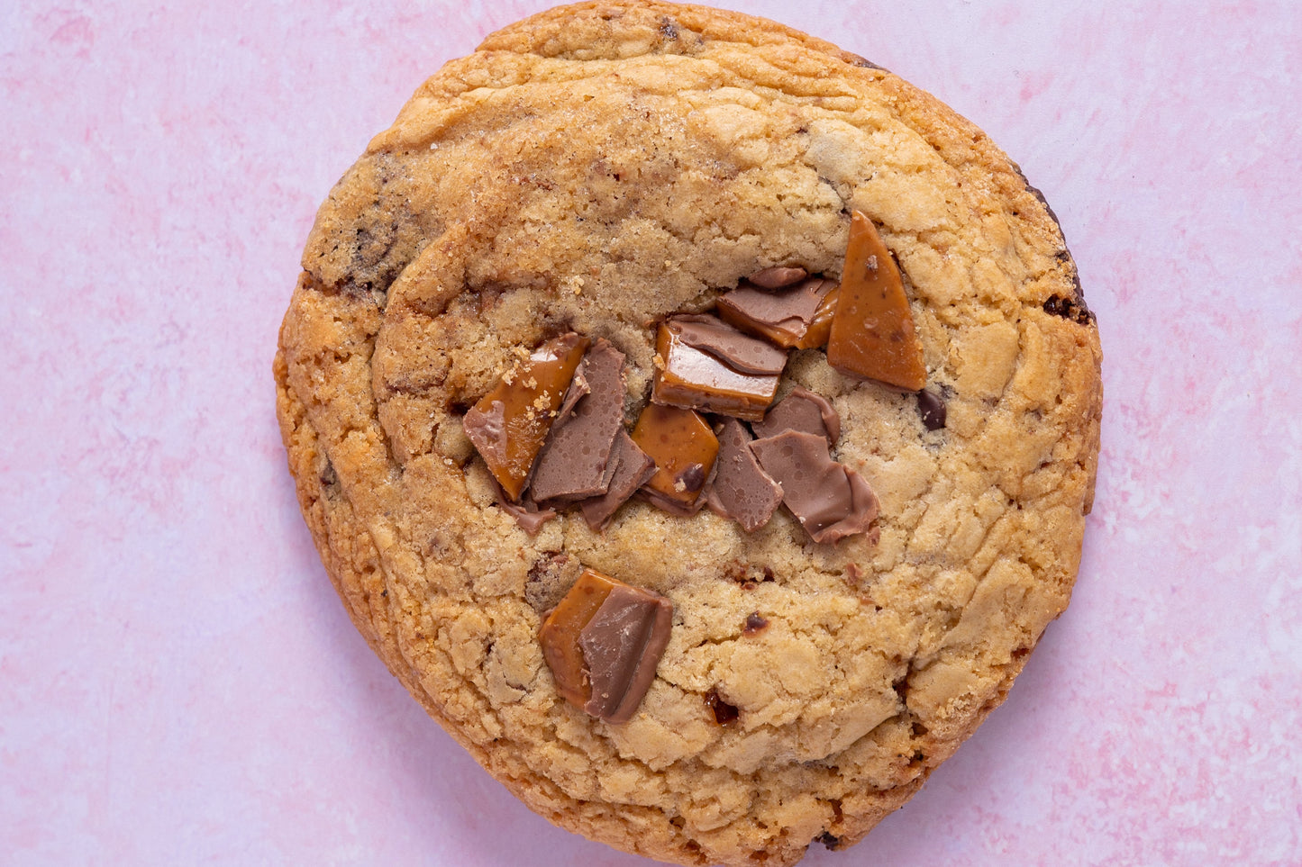6 Giant Daim Crunch Cookies 🍪✨