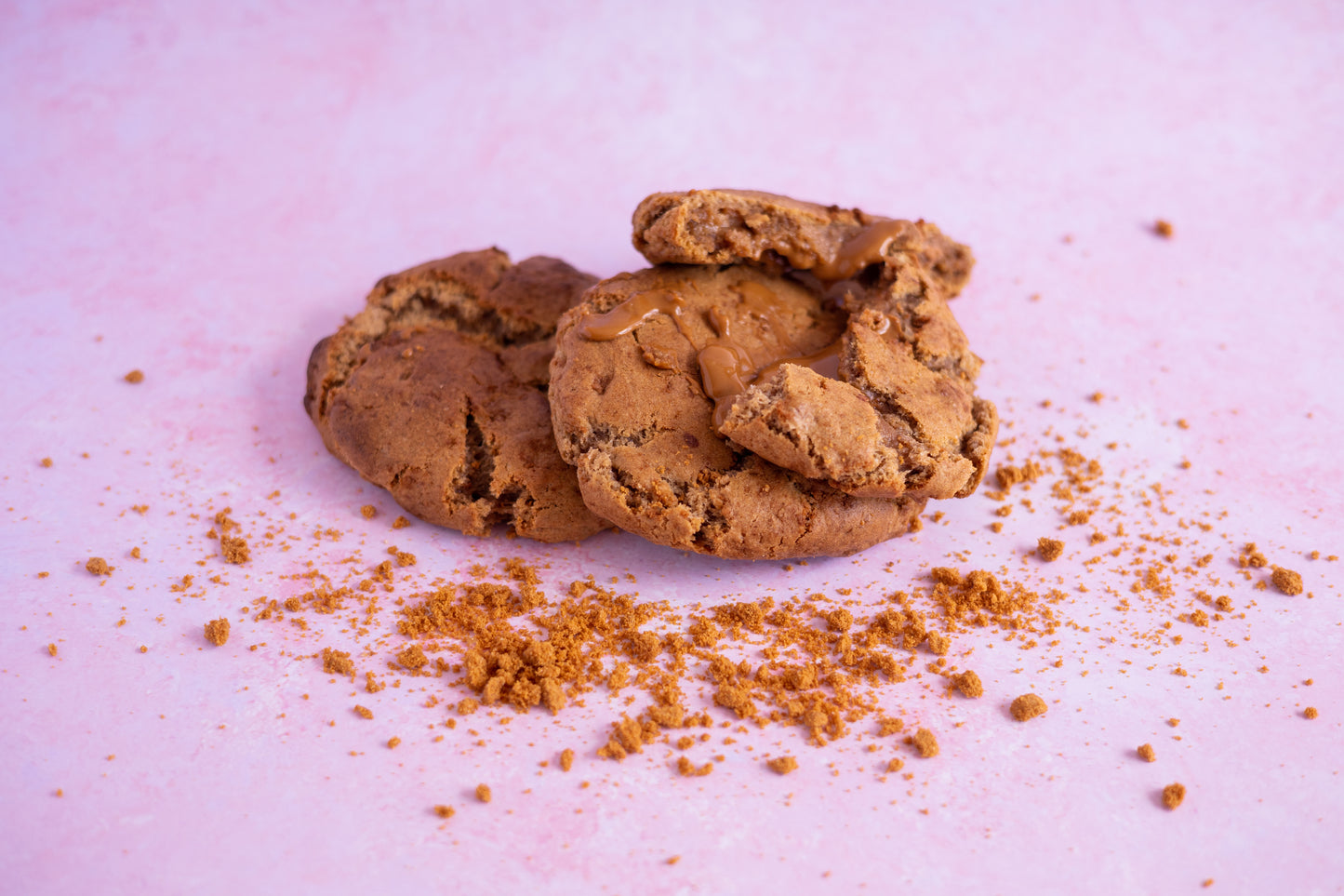 6 Giant Biscoff Explosion Cookies 🍪✨